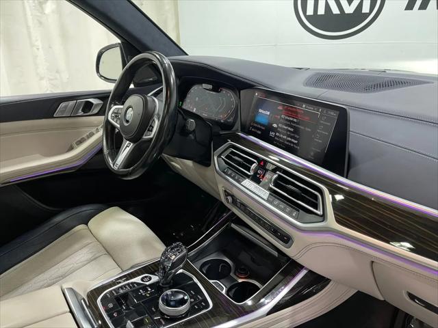 2021 BMW X7 M50i