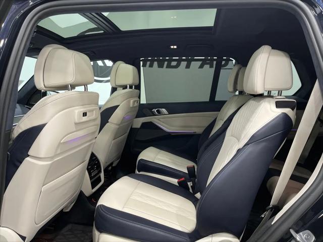2021 BMW X7 M50i