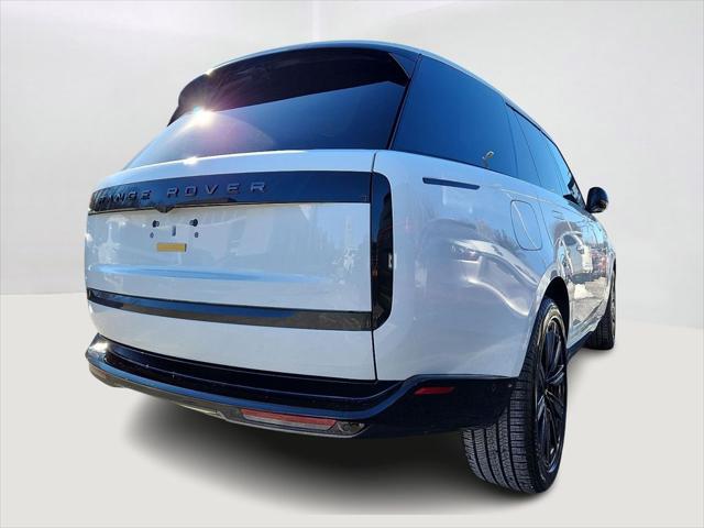 2026 Land Rover Range Rover P400 SE