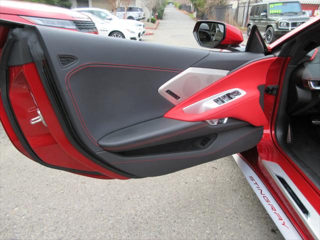 2023 Chevrolet Corvette Stingray RWD Convertible 2LT