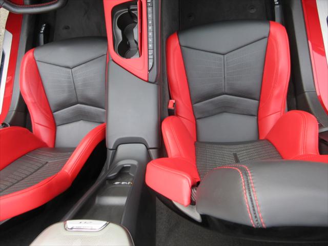 2023 Chevrolet Corvette Stingray RWD Convertible 2LT