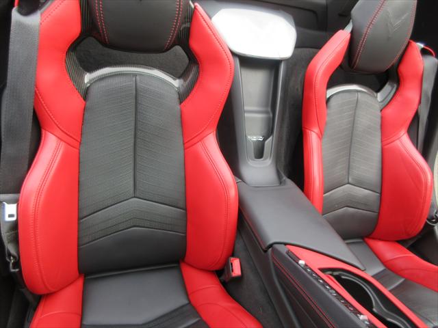 2023 Chevrolet Corvette Stingray RWD Convertible 2LT