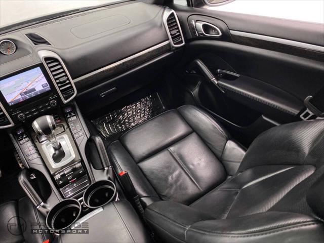 2017 Porsche Cayenne Turbo AWD 4dr SUV