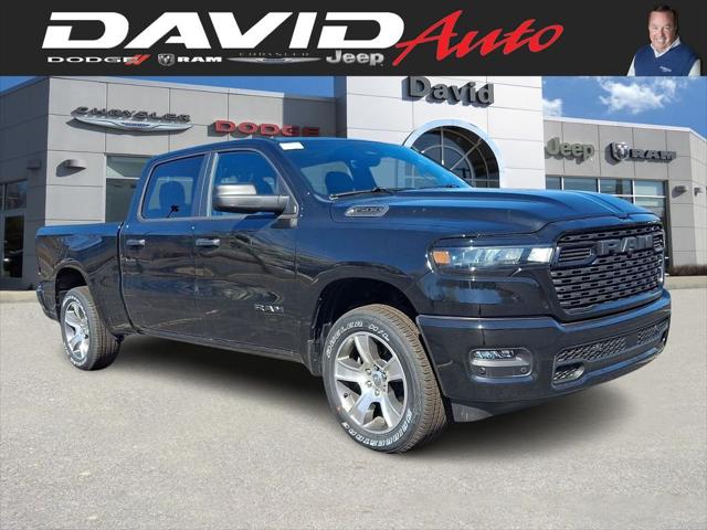 2026 RAM Ram 1500 RAM 1500 EXPRESS CREW CAB 4X4 64 BOX