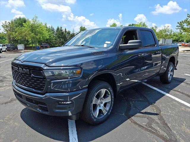 2026 RAM Ram 1500 RAM 1500 EXPRESS CREW CAB 4X4 64 BOX 2026 RAM Ram 1500 RAM 1500 EXPRESS CREW CAB 4X4 64 BOX