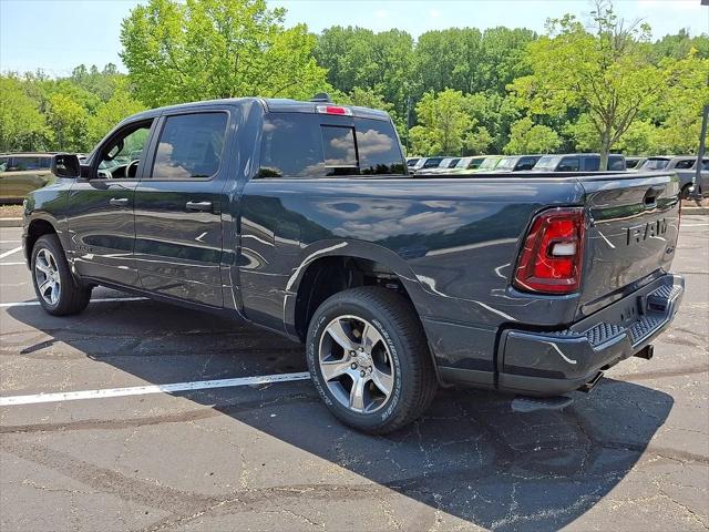 2026 RAM Ram 1500 RAM 1500 EXPRESS CREW CAB 4X4 64 BOX 2026 RAM Ram 1500 RAM 1500 EXPRESS CREW CAB 4X4 64 BOX