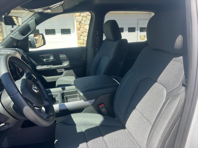 2026 Ram 1500 Express Crew Cab 4x4 5'7" Box