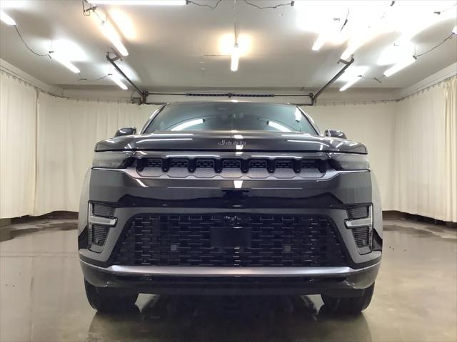 2026 Jeep Grand Wagoneer Summit Reserve 4x4