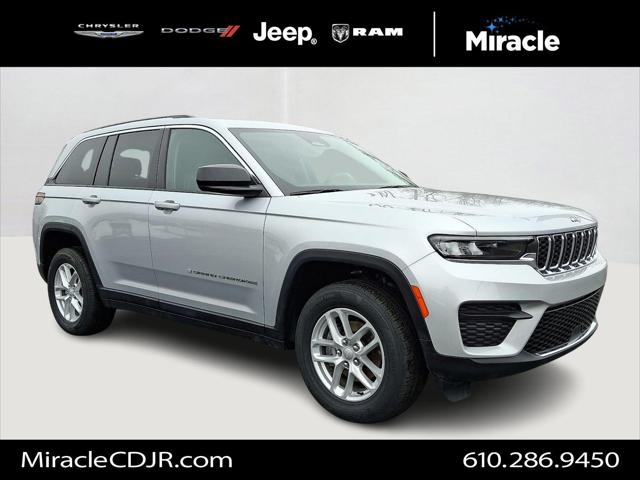 2023 Jeep Grand Cherokee Laredo X 4x4