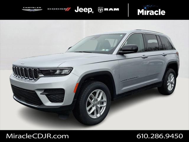 2023 Jeep Grand Cherokee Laredo X 4x4