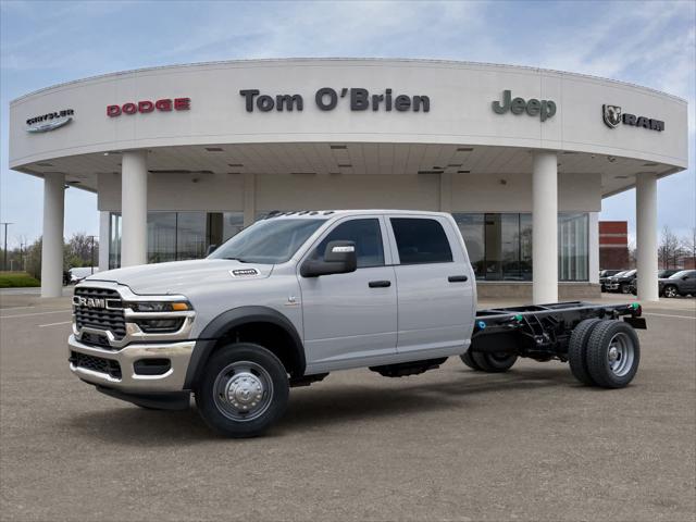 2026 RAM 5500 Chassis RAM 5500 TRADESMAN CHASSIS CREW CAB 4X4 84 CA