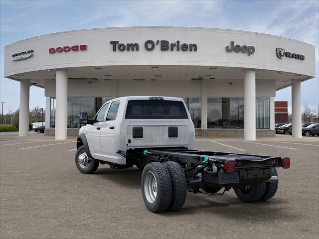 2026 RAM 5500 Chassis RAM 5500 TRADESMAN CHASSIS CREW CAB 4X4 84 CA