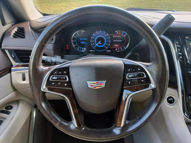 2016 Cadillac Escalade Luxury Collection