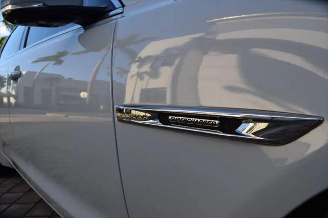 2019 Jaguar XJ Collection