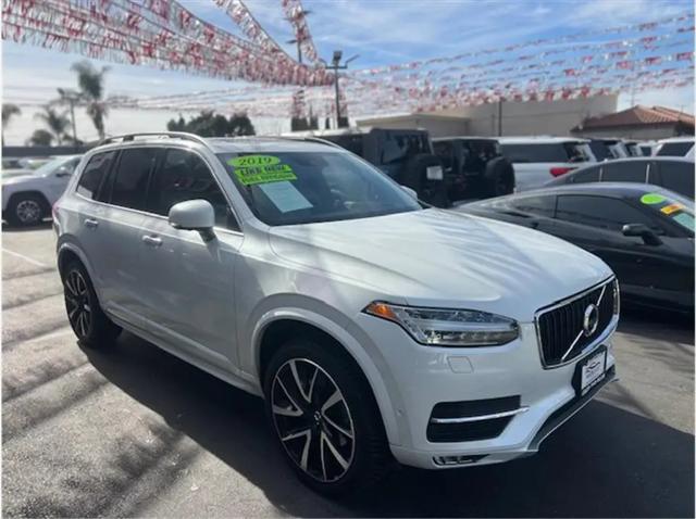 2019 Volvo XC90 T6 Momentum