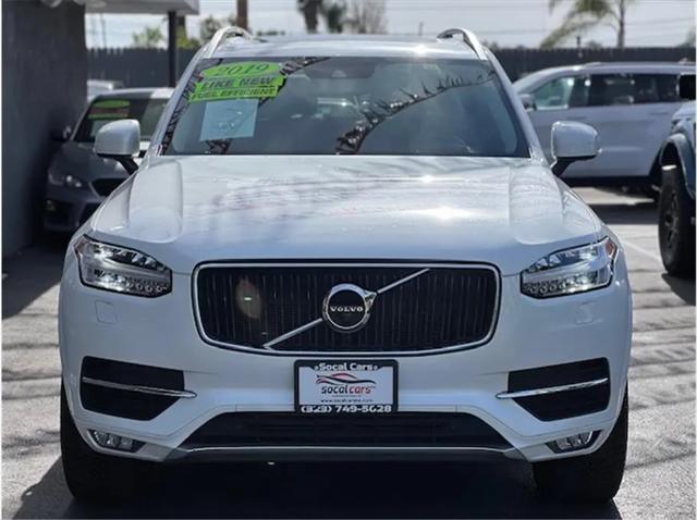 2019 Volvo XC90 T6 Momentum