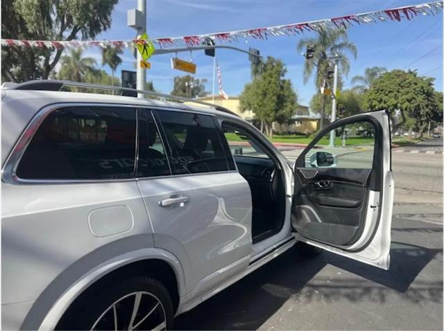 2019 Volvo XC90 T6 Momentum