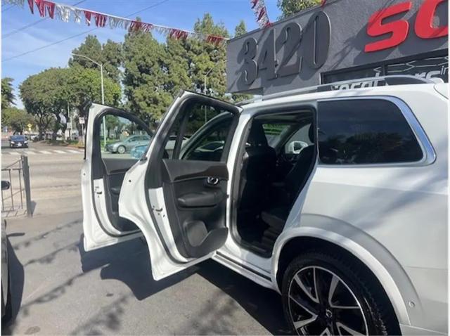 2019 Volvo XC90 T6 Momentum