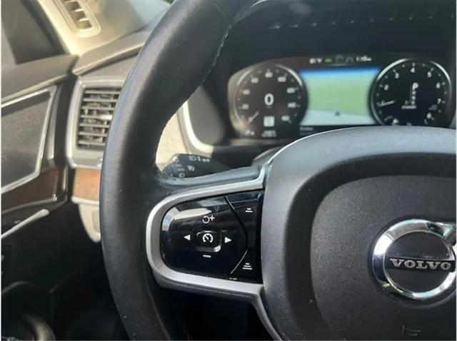2019 Volvo XC90 T6 Momentum