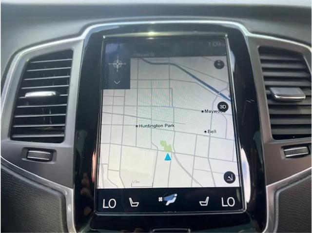 2019 Volvo XC90 T6 Momentum