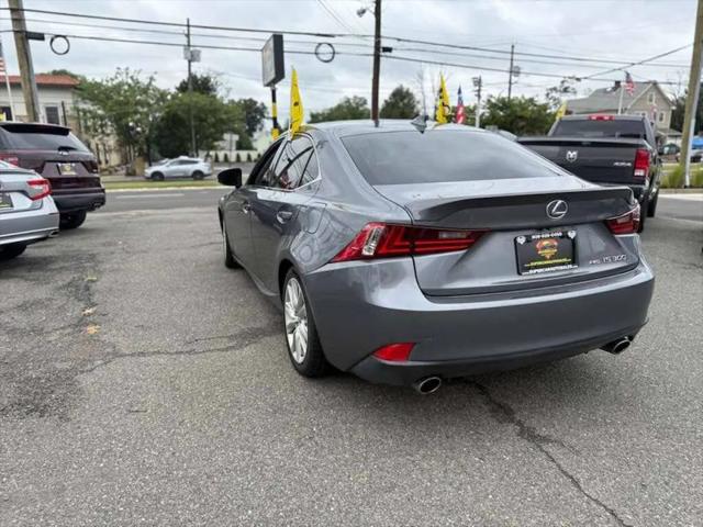 2016 Lexus IS 300 300