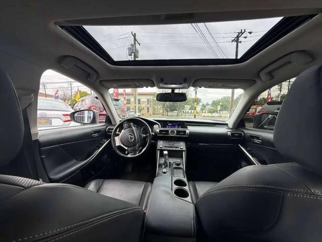 2016 Lexus IS 300 300