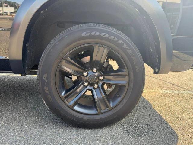 2022 Ram 1500 Classic Warlock Crew Cab 4x4 5'7" Box