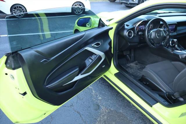 2021 Chevrolet Camaro RWD Coupe LT1