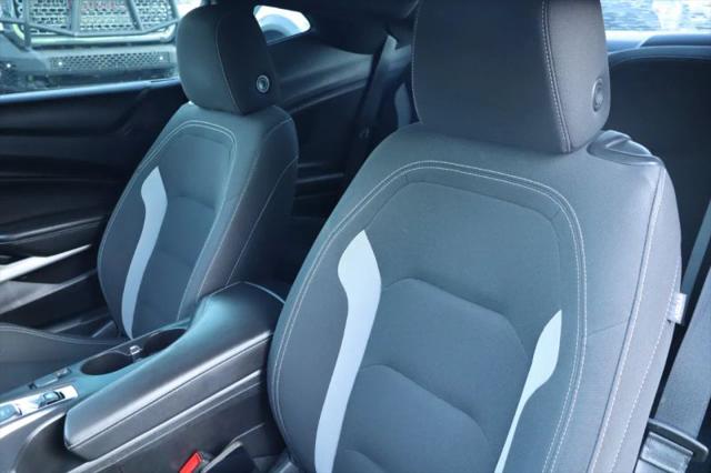 2021 Chevrolet Camaro RWD Coupe LT1