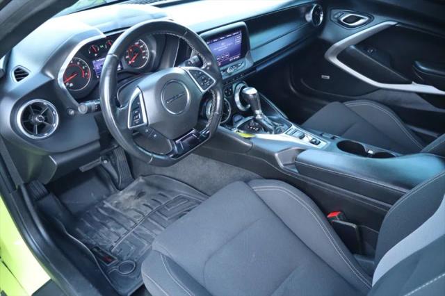 2021 Chevrolet Camaro RWD Coupe LT1