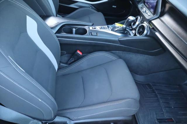 2021 Chevrolet Camaro RWD Coupe LT1