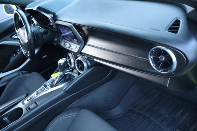 2021 Chevrolet Camaro RWD Coupe LT1