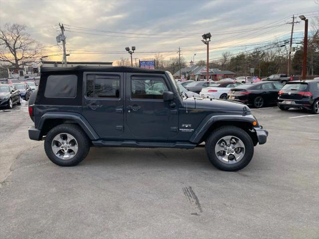 2017 Jeep Wrangler Unlimited Sahara 4x4