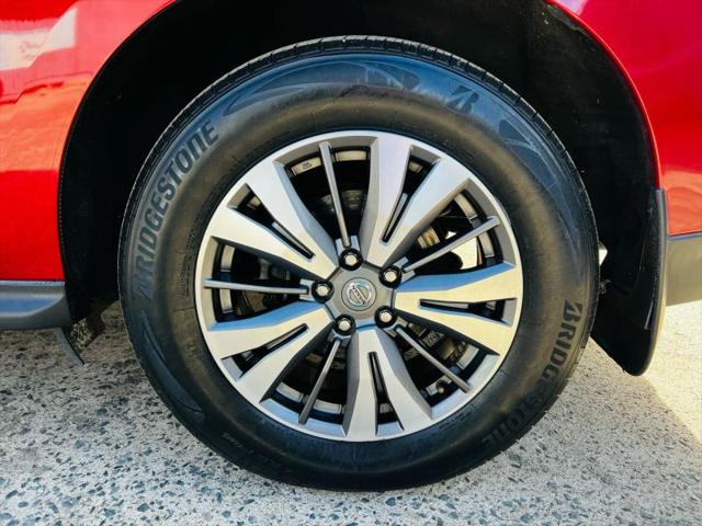 2020 Nissan Pathfinder SL 2WD