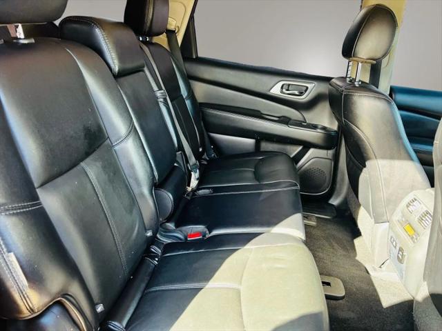 2020 Nissan Pathfinder SL 2WD
