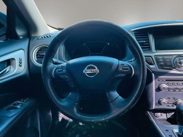 2020 Nissan Pathfinder SL 2WD