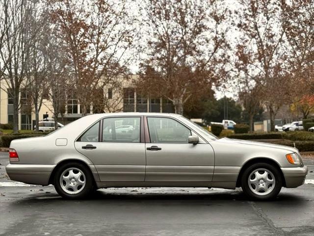 1999 Mercedes-Benz S 320 S 320