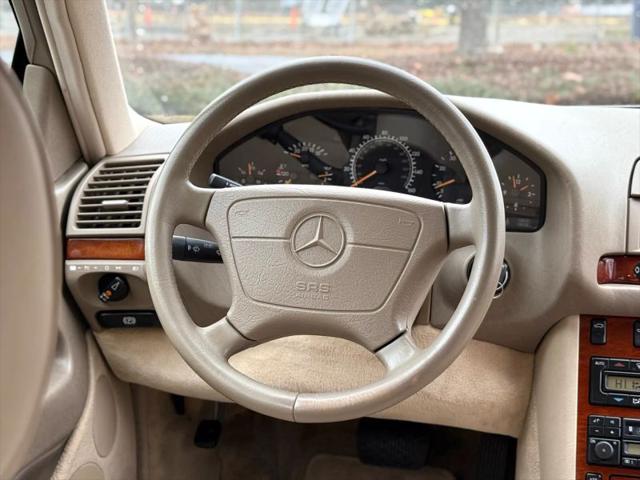 1999 Mercedes-Benz S 320 S 320