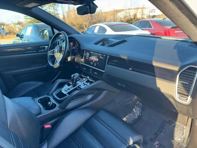 2021 Porsche Cayenne Base