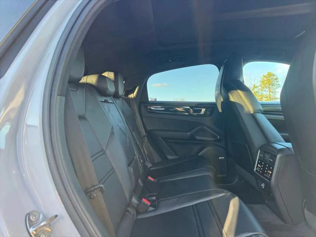 2021 Porsche Cayenne Base