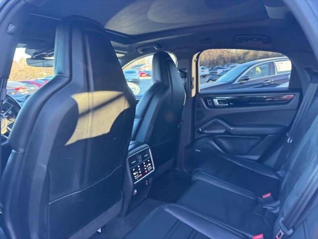 2021 Porsche Cayenne Base