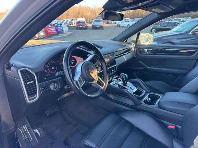2021 Porsche Cayenne Base