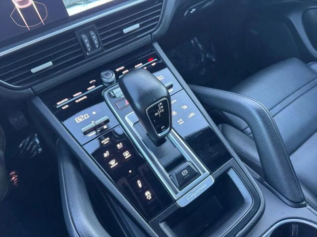 2021 Porsche Cayenne Base