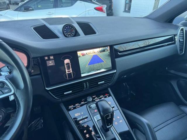 2021 Porsche Cayenne Base