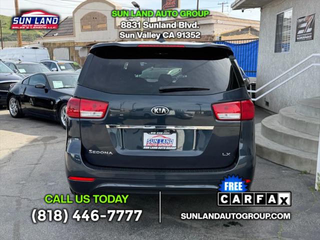 2017 Kia Sedona LX
