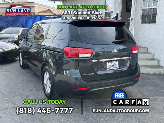 2017 Kia Sedona LX