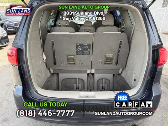 2017 Kia Sedona LX