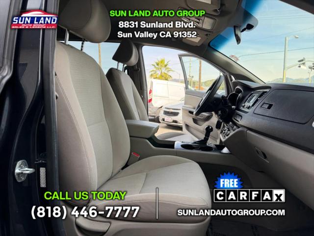 2017 Kia Sedona LX