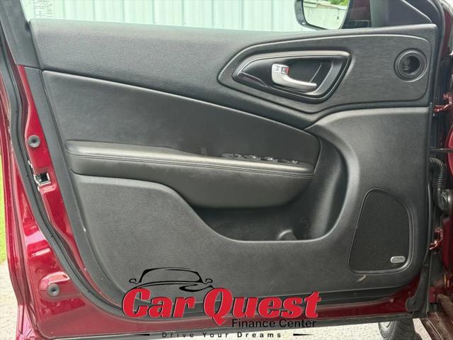 2016 Chrysler 200 S