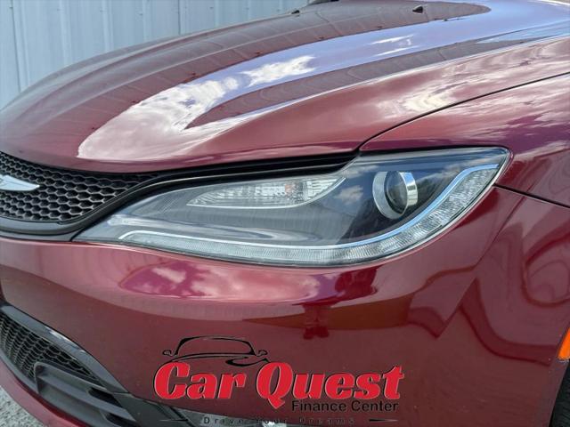 2016 Chrysler 200 S